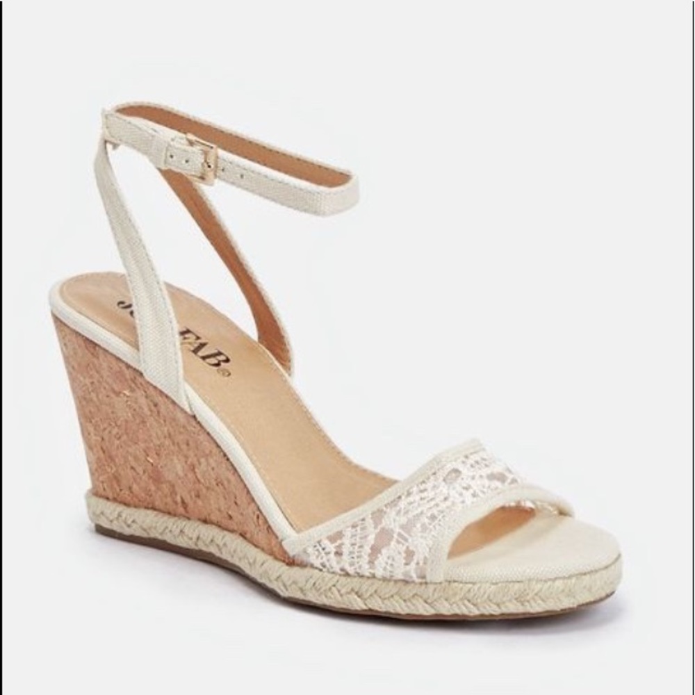 Lace Wedges 👡❤️